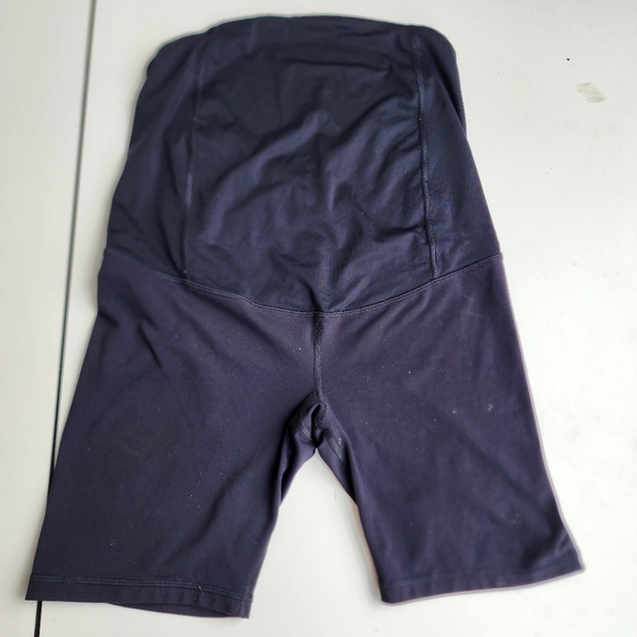 Isabel Maternity Biker Shorts Women Black Great Condition Comfortable Sz M - Picture 1 of 8